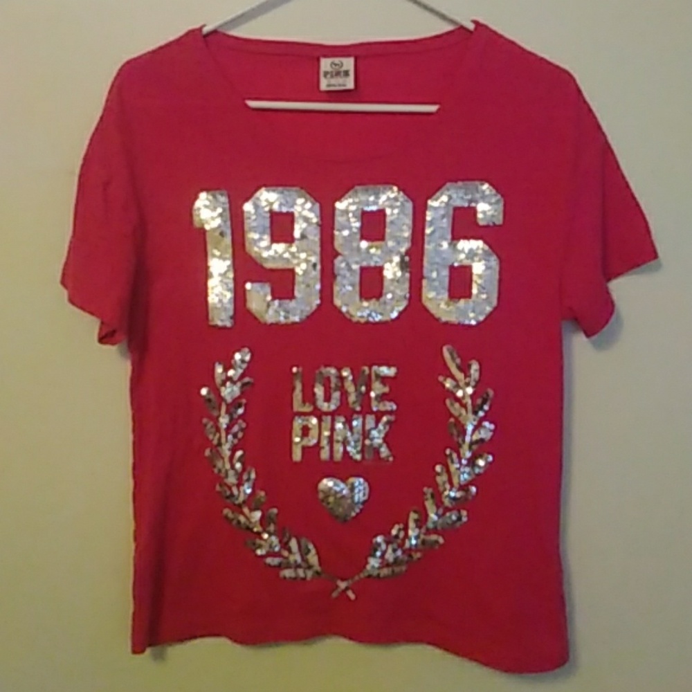 ⭐Traded⭐VS PINK Bling Tee